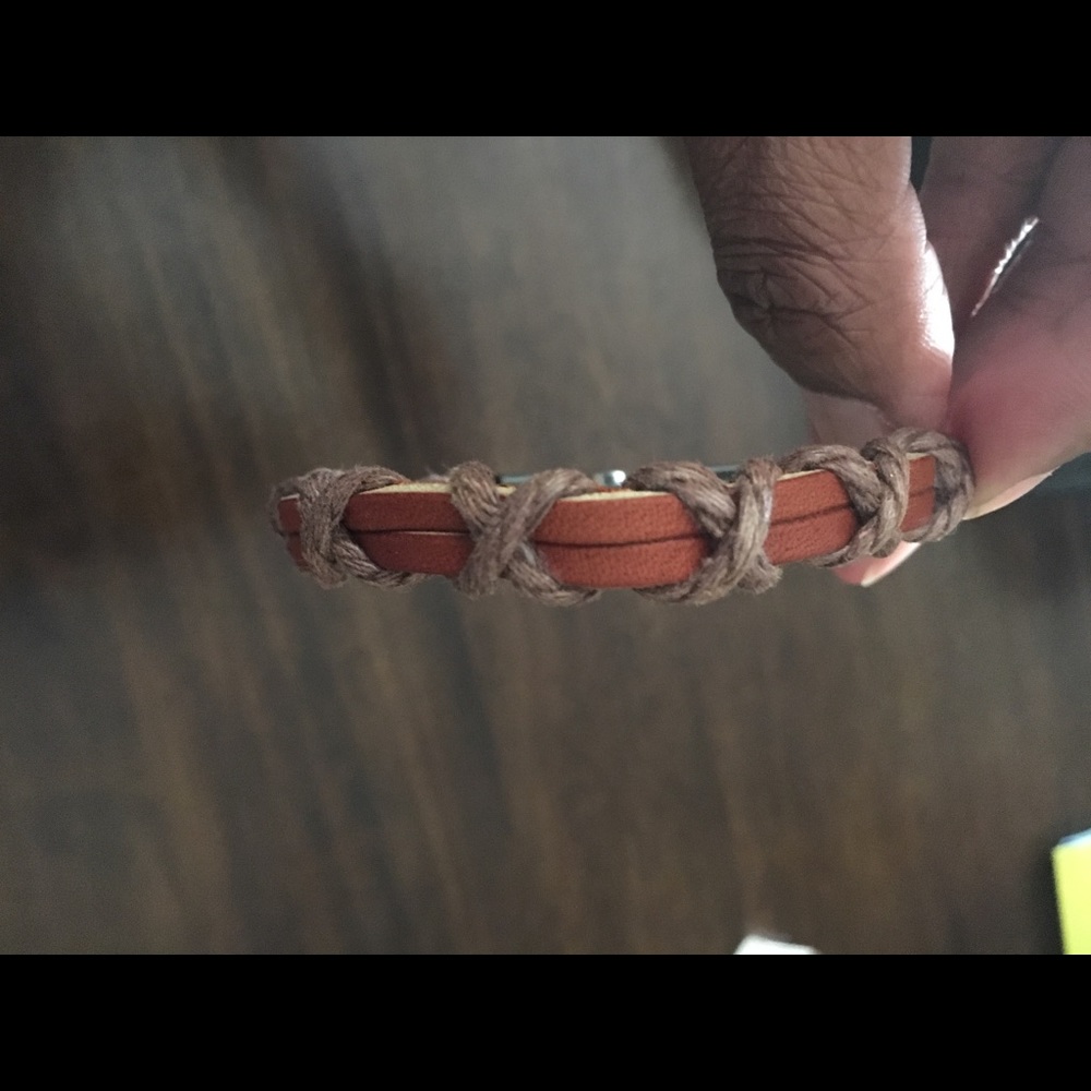 Braided leather bracelet - Picture 4 of 4
